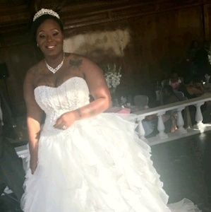 Meet your Posher, Shirell